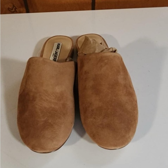 Karl Lagerfeld Slip-on Geniune Leather/Suede Camel Mule Gold Accent Sz.9 EUC** - Picture 2 of 7